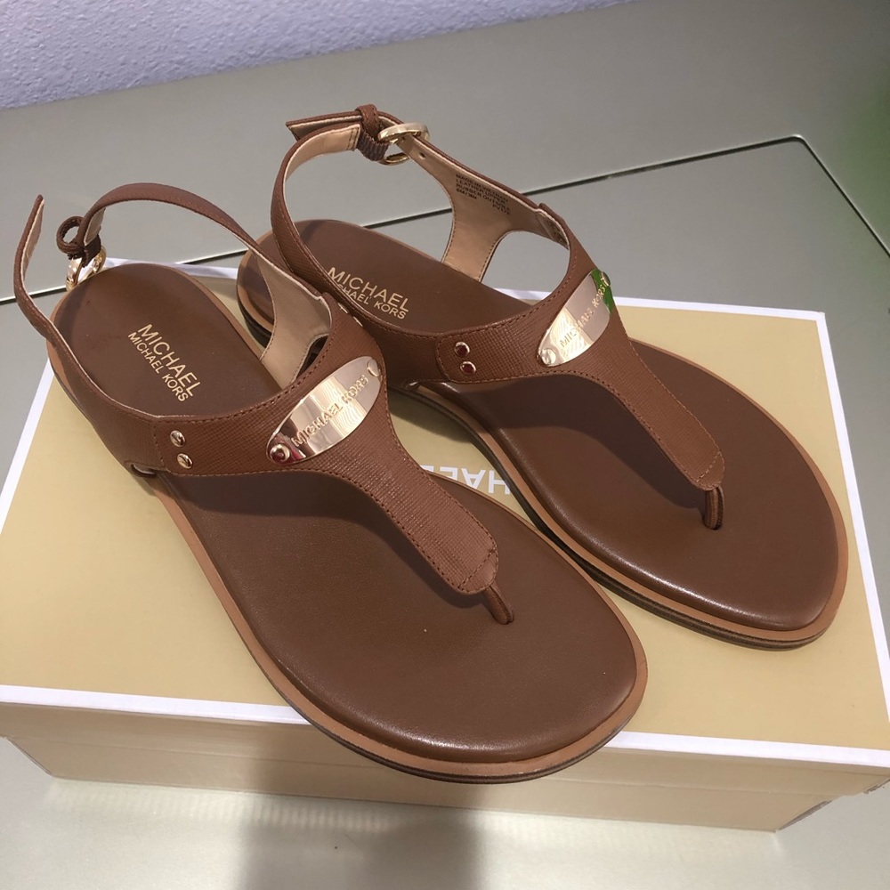 Brown MK flat